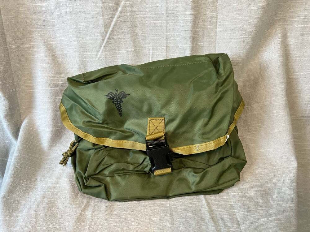 US Military Case Medical Instrument and Supply Set Nylon Non-Rigid No. S OD Gree